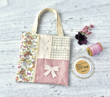 専用品　ぺたんこトートバッグ•ミニバック•ショルダー紐　ハンドメイド 専用品 ミニバック•ショルダー紐•ぺたんこトートバック2点